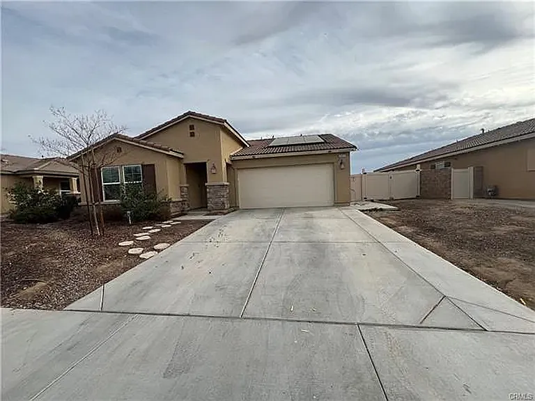 2463 Fernwood Ln — Photo 6
