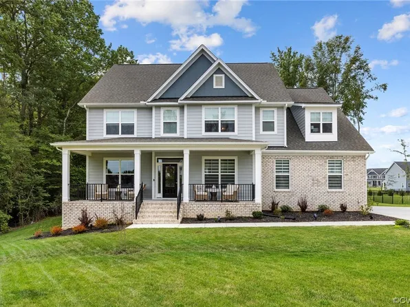 11649 Riverboat Dr, Chester, VA 23836