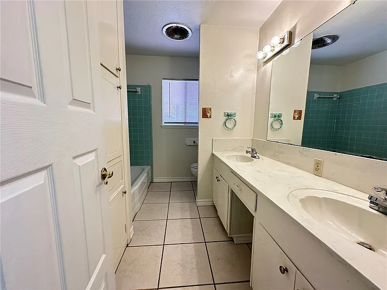 111 Driftwood Dr — Photo 17