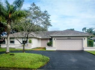 8495 NW 49th Dr, Coral Springs, FL 33067