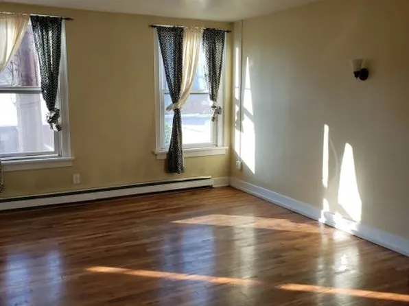 16 S 27th St APT 3, Billings, MT 59101