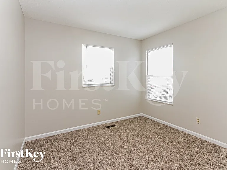 5313 Waterton Lakes Dr — Photo 13