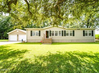 1205 S Larriviere Rd, Youngsville, LA 70592