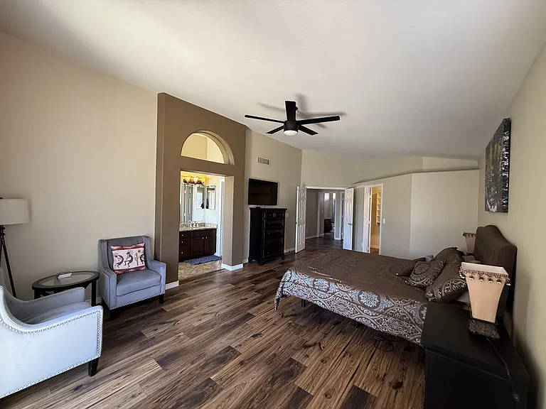 18882 N 77th Ave — Photo 11