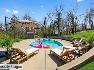 827 Lake Valley Dr, Camdenton, MO 65020
