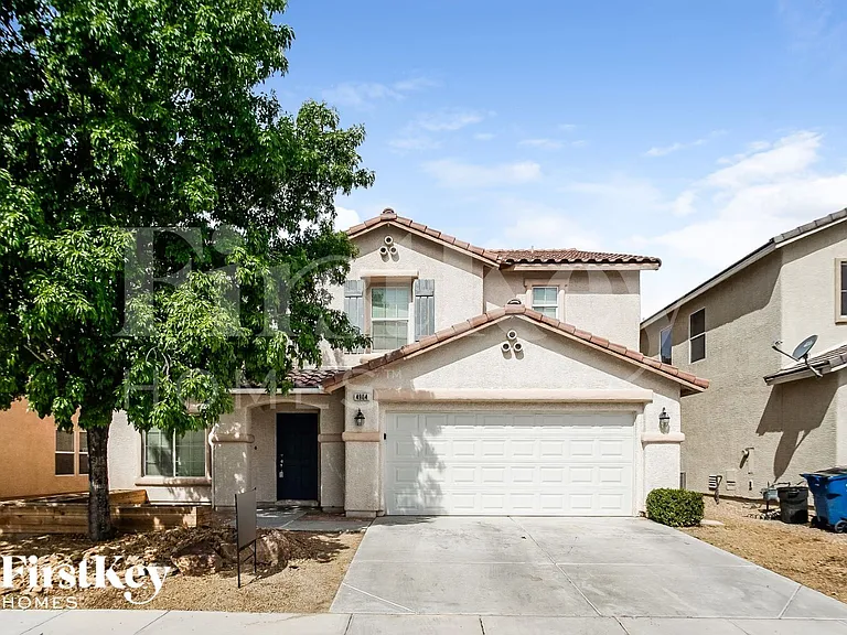 4904 Naff Ridge Dr — Photo 1