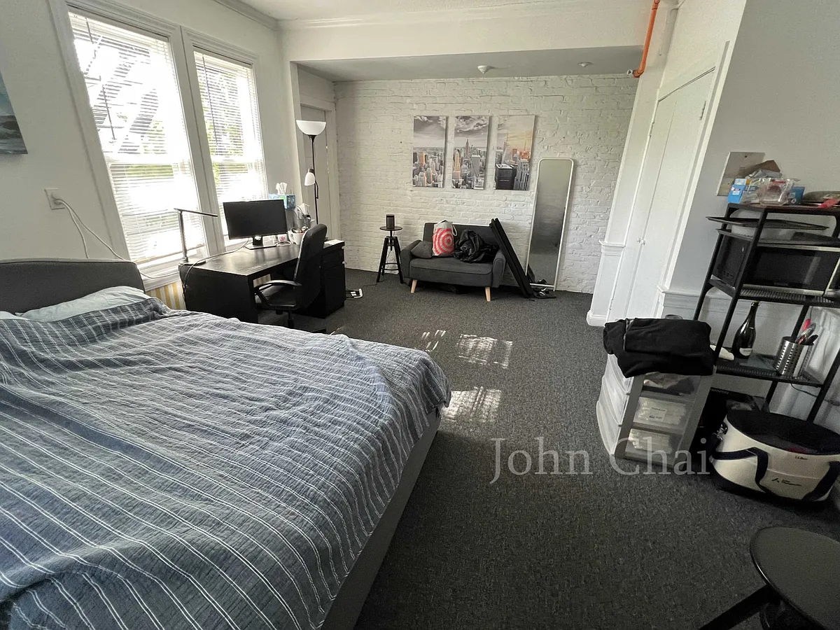 Building Photo - 61 S Huntington Ave #203