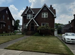 4882 Edgepark Dr, Garfield, OH