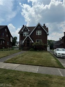 4882 Edgepark Dr, Garfield, OH, 44125