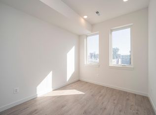 3606 Olive St #4, Philadelphia, PA 19104