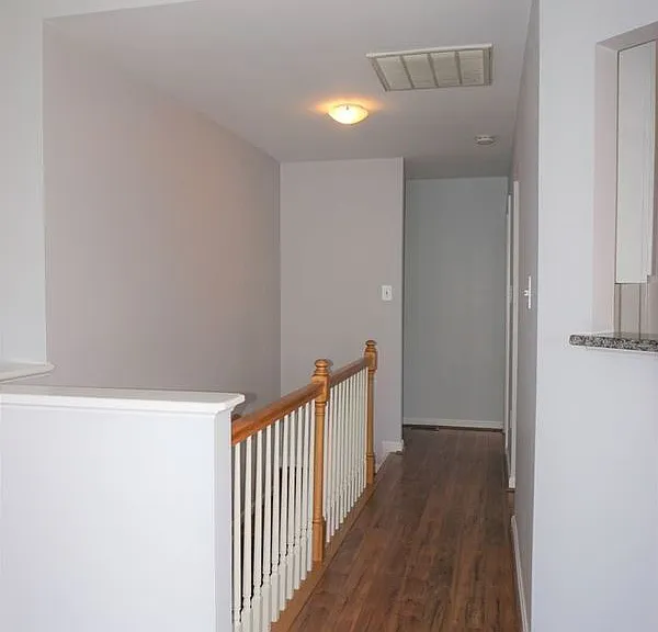 6 Ella Ct — Photo 7