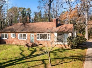 69 Bellevue Rd, Kilmarnock, VA 22482