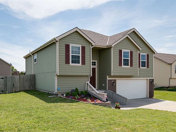 2nd image of 1803 Carmen Ct