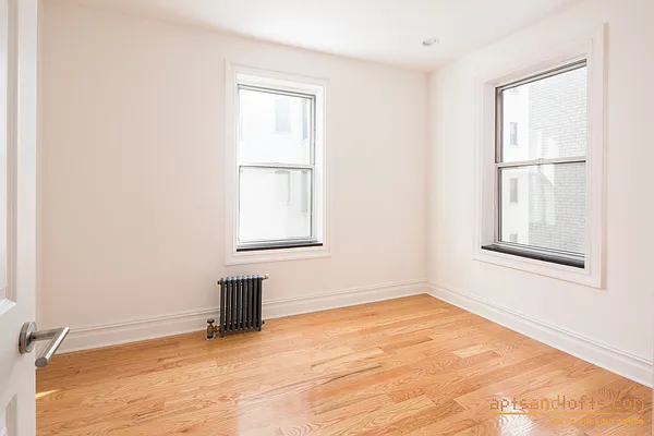 Rented by aptsandlofts.com | media 33