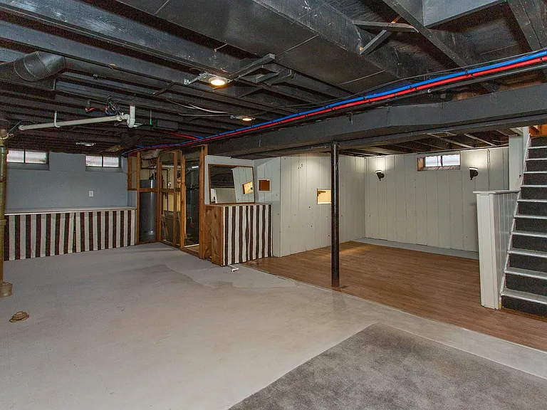 8501 Northfield Blvd — Photo 30