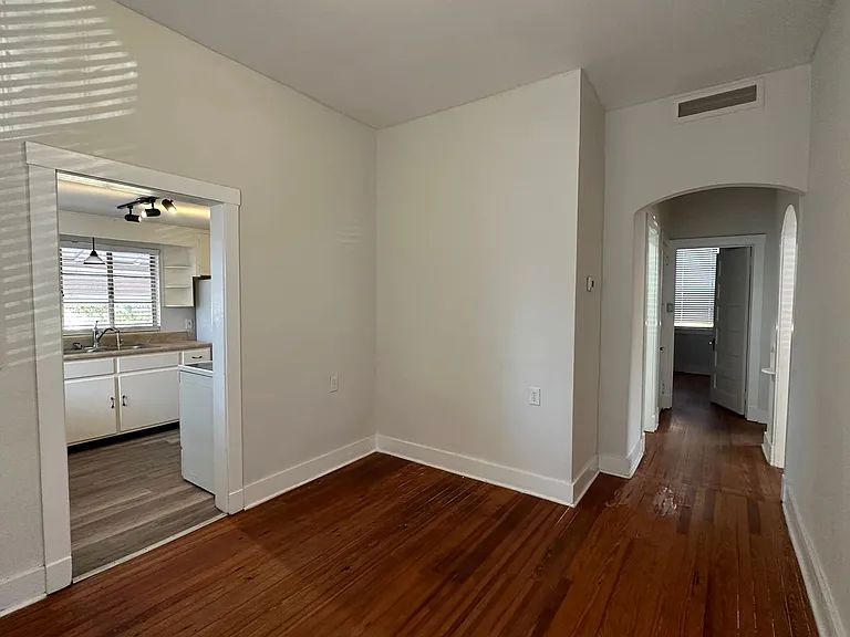 1824 Perry Pl — Photo 6
