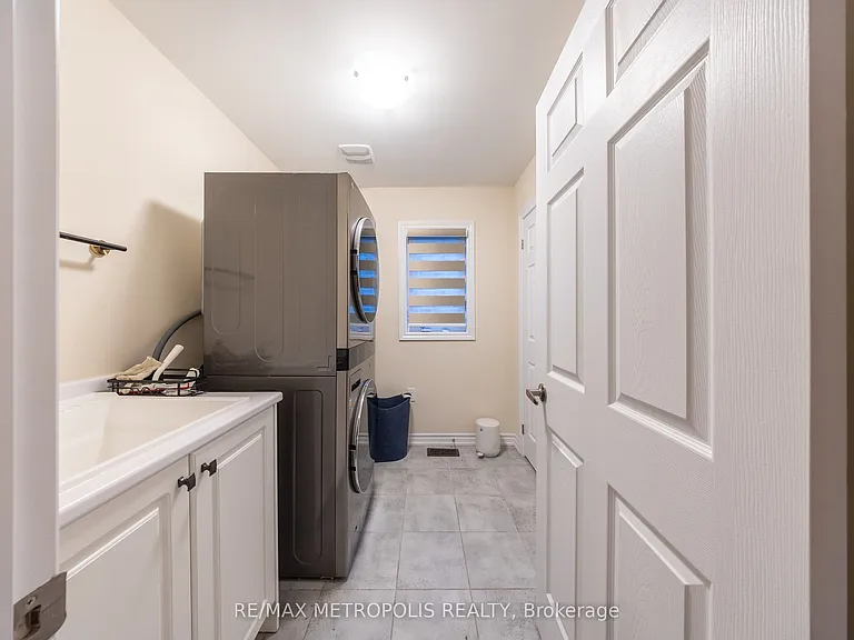 217 Ronald Guscott St #MAIN — Photo 16