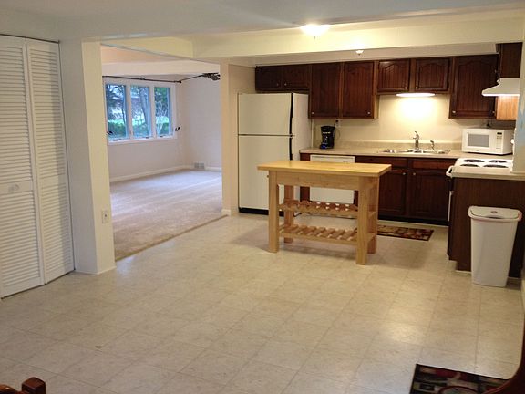 5th image of 2289 E. Lake Lansing Road