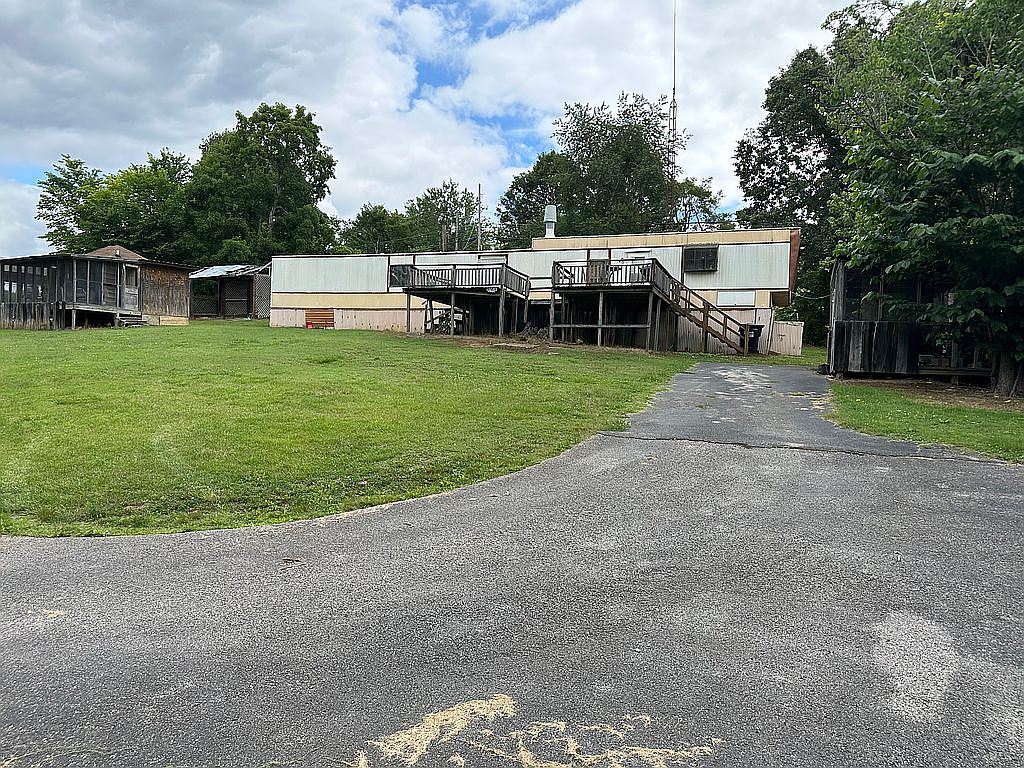 105 Main St, Saint Charles, KY 42453 Zillow