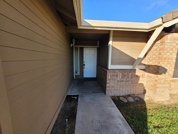 2nd image of 5117 Sisk Rd