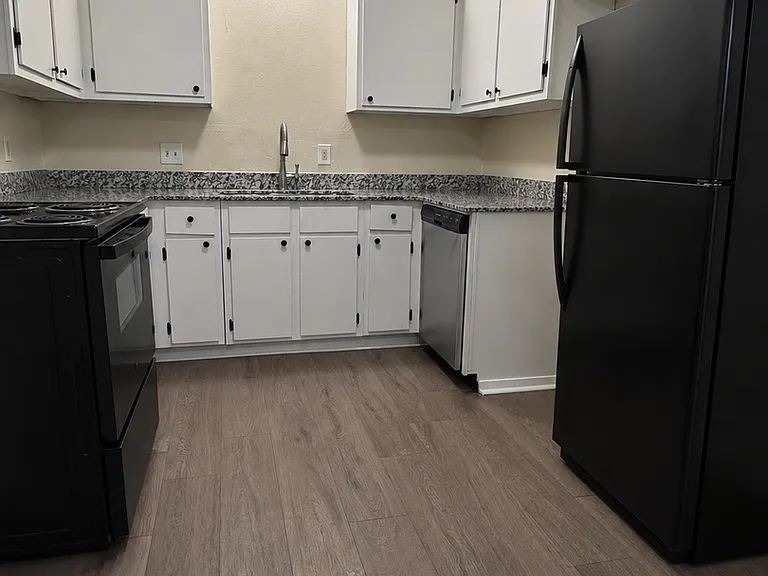 6709 SW Beta Ave — Photo 8