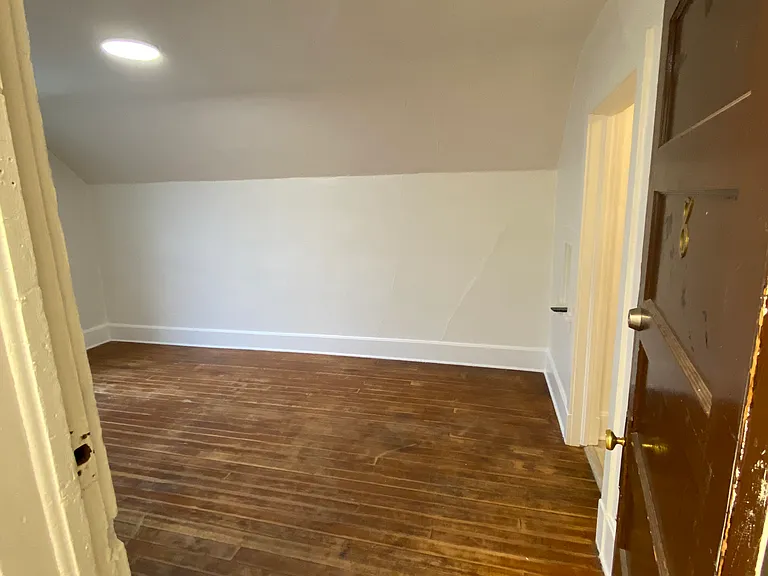 422 N Yellowstone St #8 — Photo 2