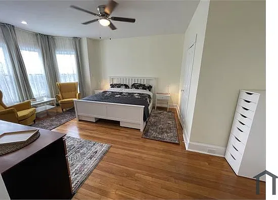 140 N Main St #4 — Photo 4