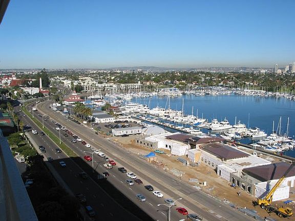 3rd image of 1770 Avenida Del Mundo #Penthouse 2