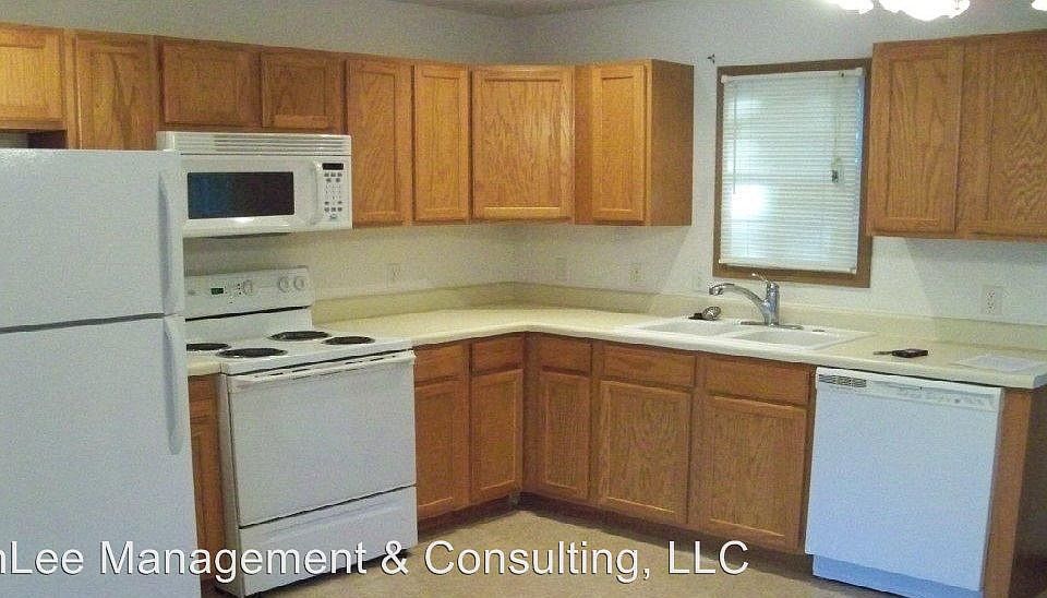 2nd image of 1901 Jamesport St APT D