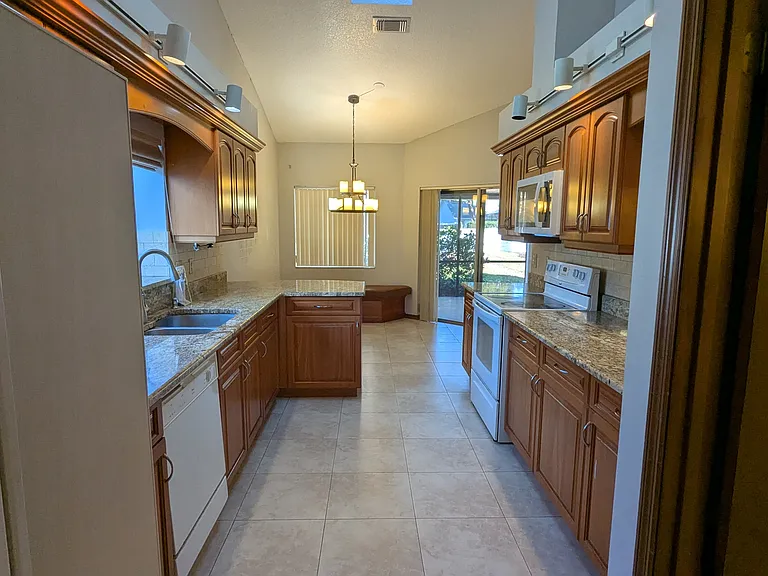 413 S Buckskin Way — Photo 8