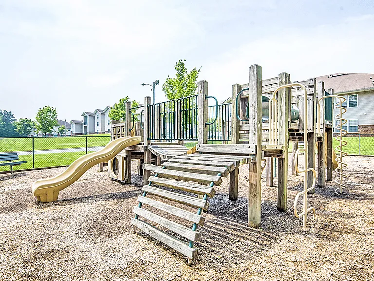 Creekside At Bellemeade Apartments — Photo 6