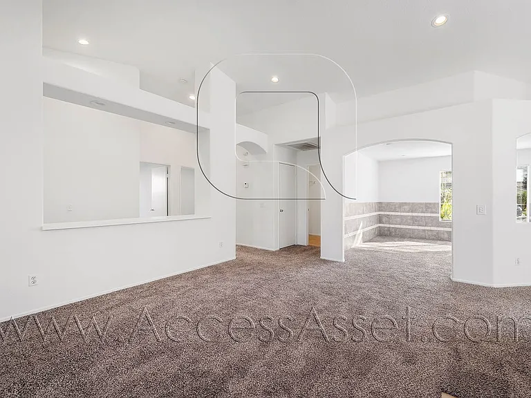 35847 Gerard Dou St — Photo 12