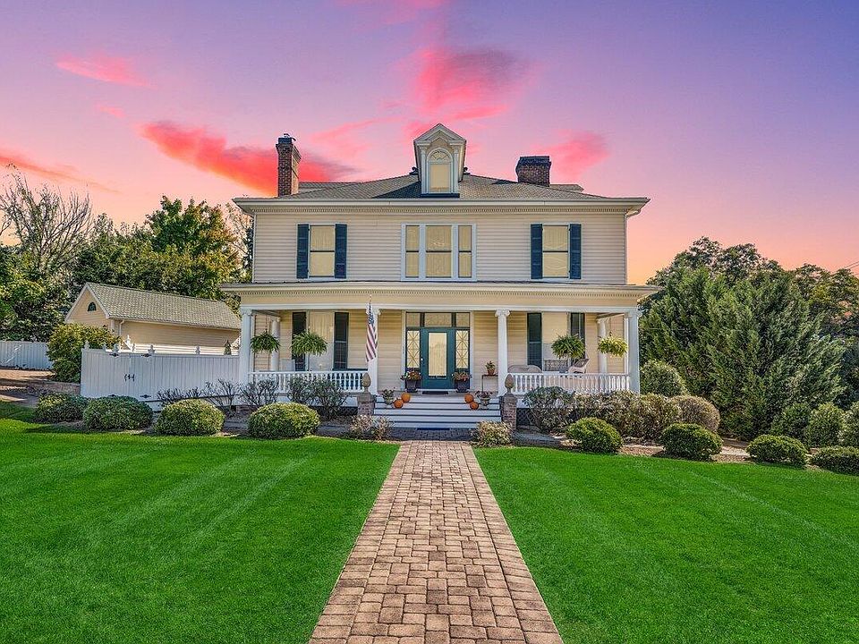 502 Longwood Ave, Bedford, VA 24523 MLS 911748 Zillow