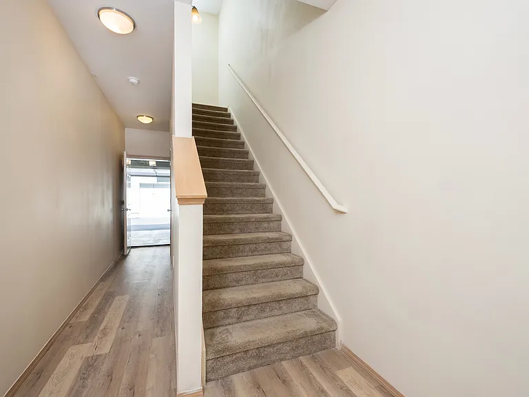 3x2 Townhome w/Garage - 1280 sq ft 3x2 Townhome w/Garage - 1280 sq ft