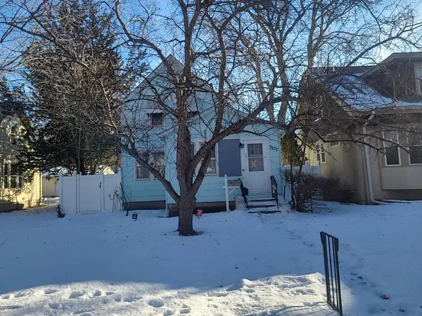 3237 30th Ave S, Minneapolis, MN 55406