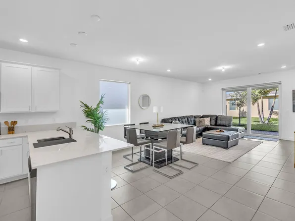 13431 E Amber Waves Avenue, Delray Beach, FL 33484