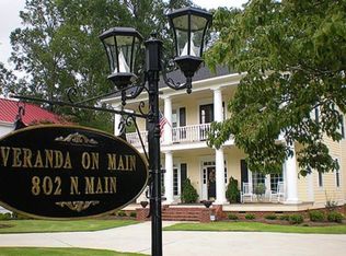 802 N Main St, Abbeville, SC 29620
