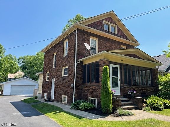 2nd image of 870 Homewood Ave