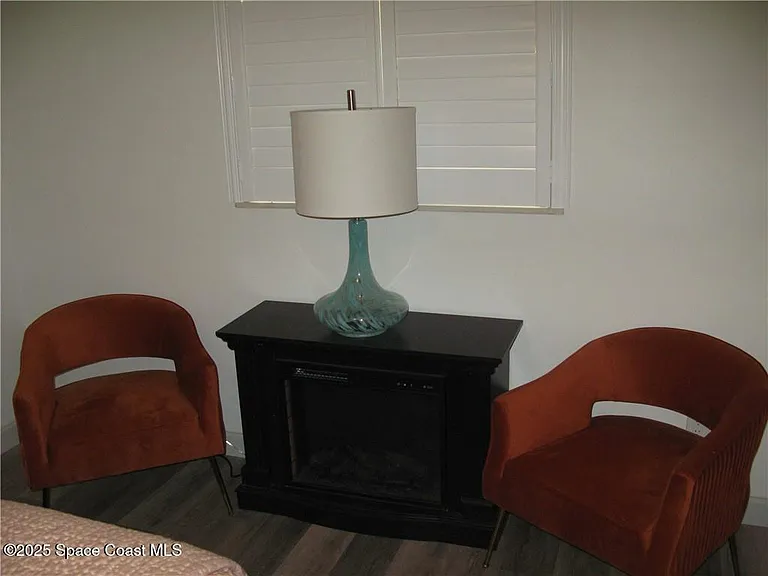 3700 Bay St — Photo 15
