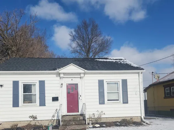 403 E Parker St, Pinckneyville, IL 62274