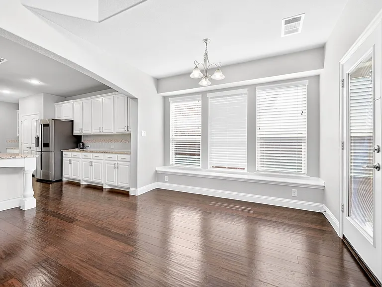 15608 Governors Island Way — Photo 10