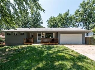 16721 E Ellison Way, Independence, MO 64055