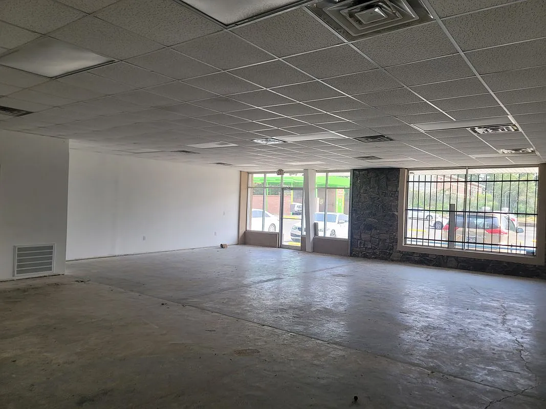1 bed, 2.0 bath, 1370 sqft, $1,600 — Photo 3