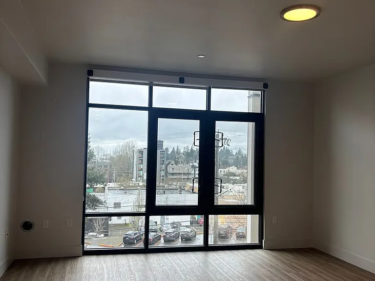 Adell Apartments — Photo 29