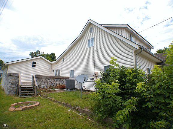 3rd image of 504 E Park St