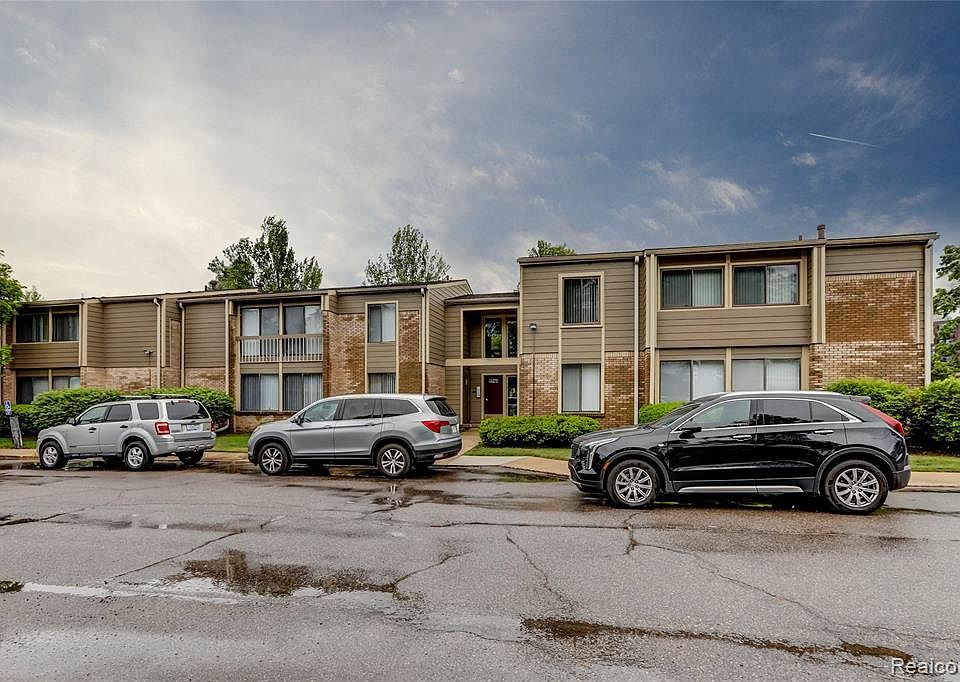 16275 W Nine Mile Rd APT 102, Southfield, MI 48075 MLS 2210040633