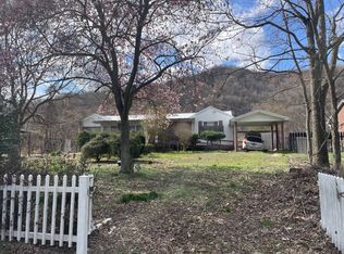 5915 Starling Dr, Charleston, WV 25306