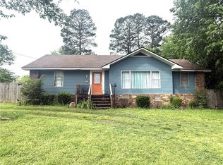 1320 S Denver Ave, Russellville, AR 72801