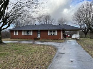 1265 Ervin Pace Rd, Chapmansboro, TN 37035