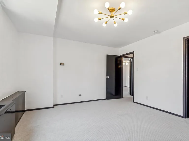2401 H St NW #815 — Photo 12